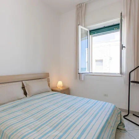 Der Meerblick Im Rossella's By Interhome