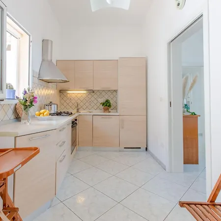 Der Meerblick Im Rossella's By Interhome