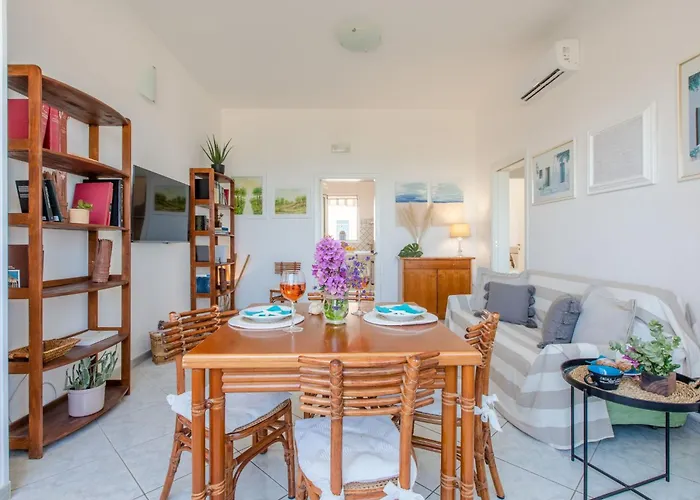 Der Meerblick Im Rossella's By Interhome
