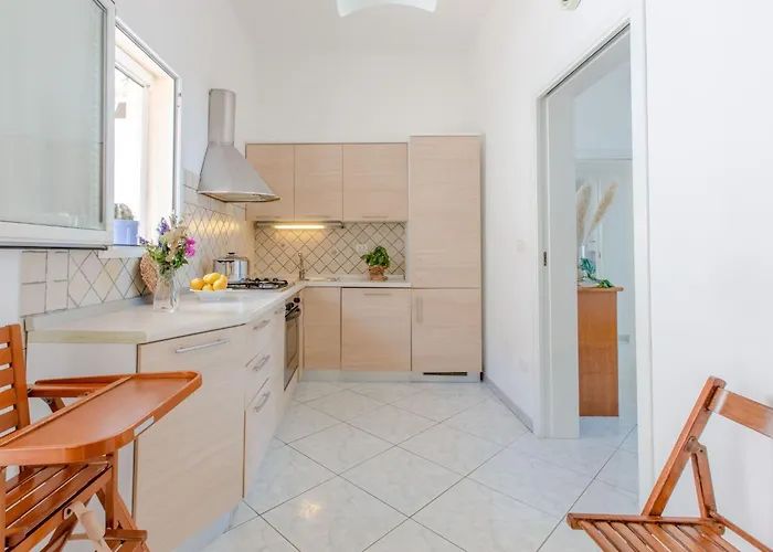 Der Meerblick Im Rossella's By Interhome